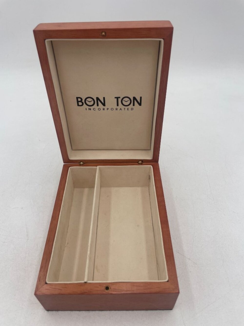 Bon Ton Wooden Keepsake Storage Box Divided Interior & Hinged Lid Quality Const